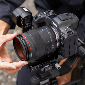 Canon RF 85 mm f/1.4L VCM - jasna portretówka dołącza do serii hybrydowych stałek