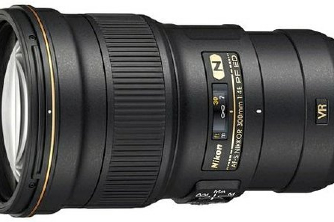 Nikon AF-S Nikkor 300 mm f/4E PF ED VR