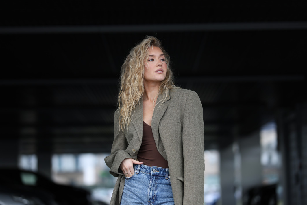 1/640 s, f/1.8, ISO 100, 85.0 mm