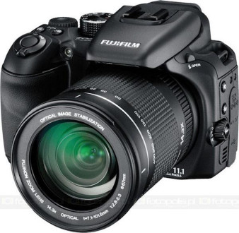 Fujifilm S100FS - konkurent dla lustrzanek?