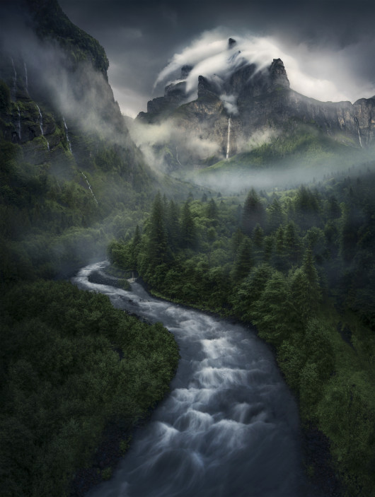 fot. Max Rive, Cloud's Claw, 2. miejsce w kat. Portfolio / 2021 International Landscape Photographer of the Year 