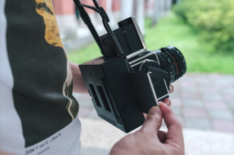 Rezivot - fotografuj średnim formatem na wkładach Instax