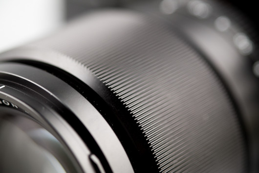 Fujifilm Fujinon 90 mm F2 R LM WR - rowkowania pierścienia ostrości