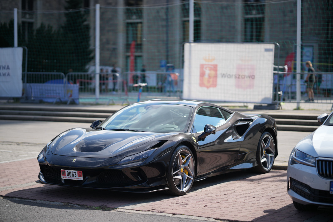 1/3200 s, f/1.4, ISO 100, 85.0 mm