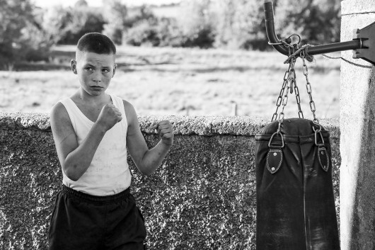 fot. Jamie Johnson,z projektu Growing Up Travelling nagroda Px3 Photographer of the Year / Px3 prix de la Photographie, Paris