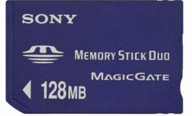  Sony Memory Stick PRO Duo i inne akcesoria