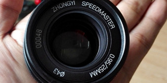 Mitakon Speedmaster 25 mm f/0.95 do Mikro Cztery Trzecie na horyzoncie