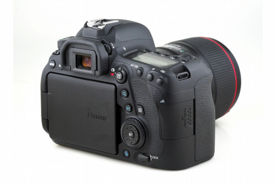 Canon 6d mark ii разъем usb для подключения к ноутбуку