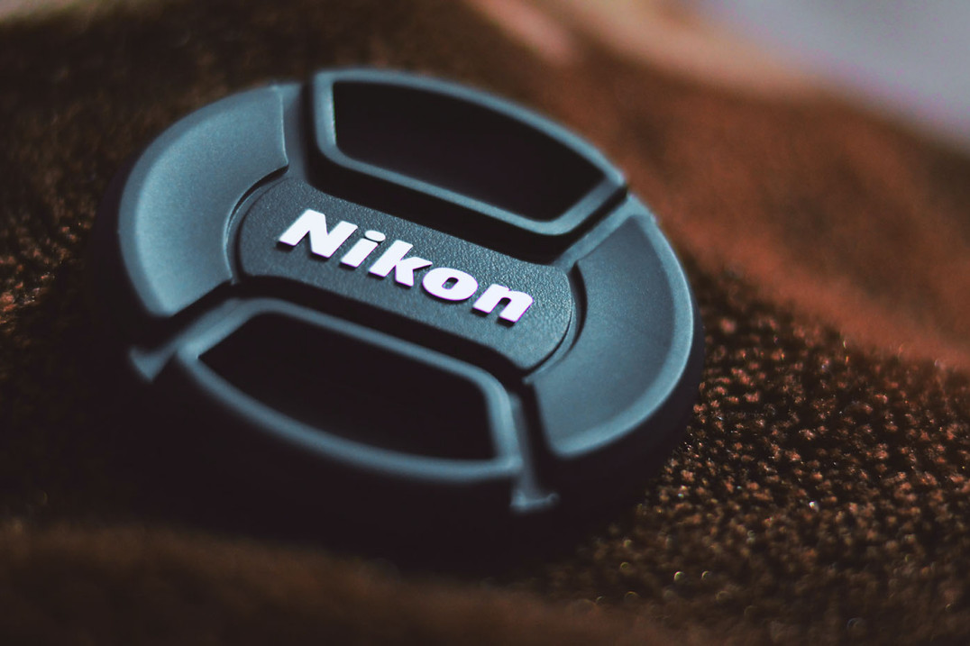 Nikon porzuca lustrzanki? Producent nazywa doniesienia spekulacją, ale im nie zaprzecza