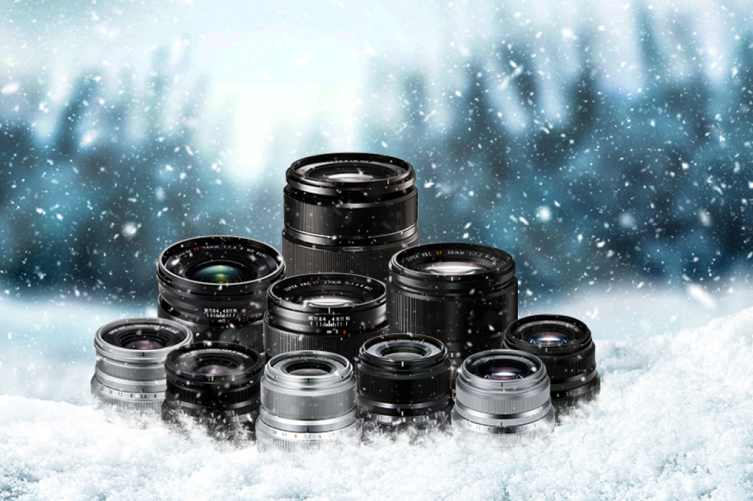 Wysyp promocji Fujifilm - aparaty w specjalnych cenach, prezenty, obiektywy do 700 zł taniej