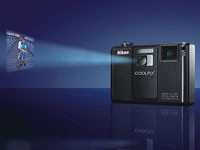 Nikon Coolpix S1000pj - pierwszy kompakt z wbudowanym projektorem
