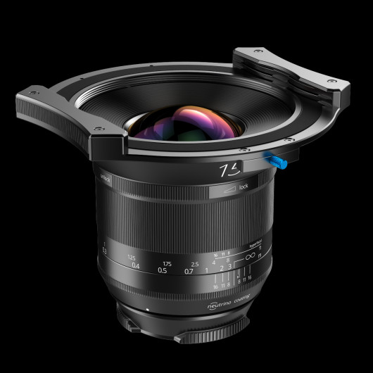 Obiektyw Irix 15 mm f/2.4 i holder Irix Edge IFH-100