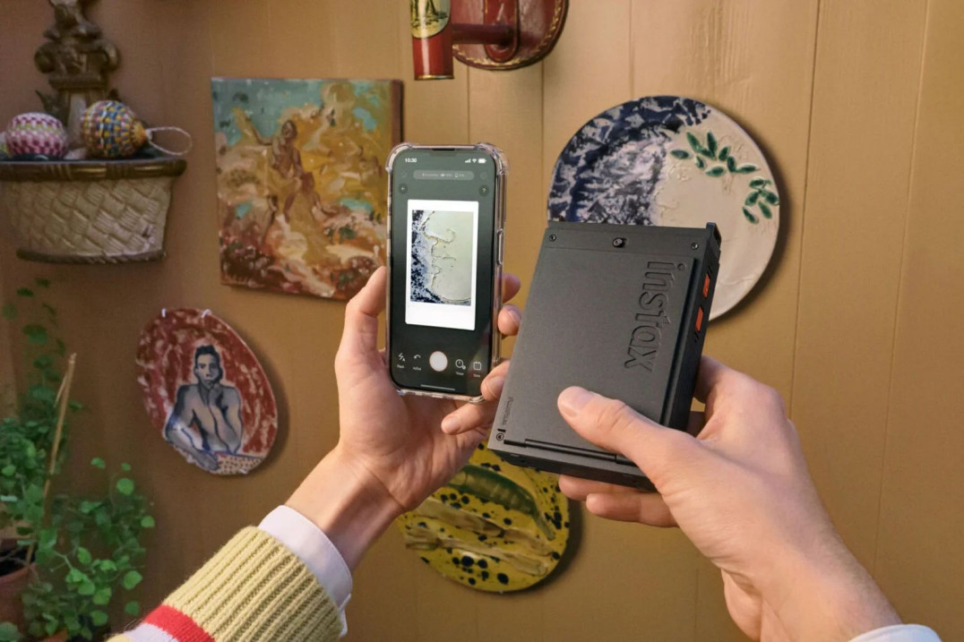 Instax mini Link+ - nowa mobilna drukarka od Fujifilm