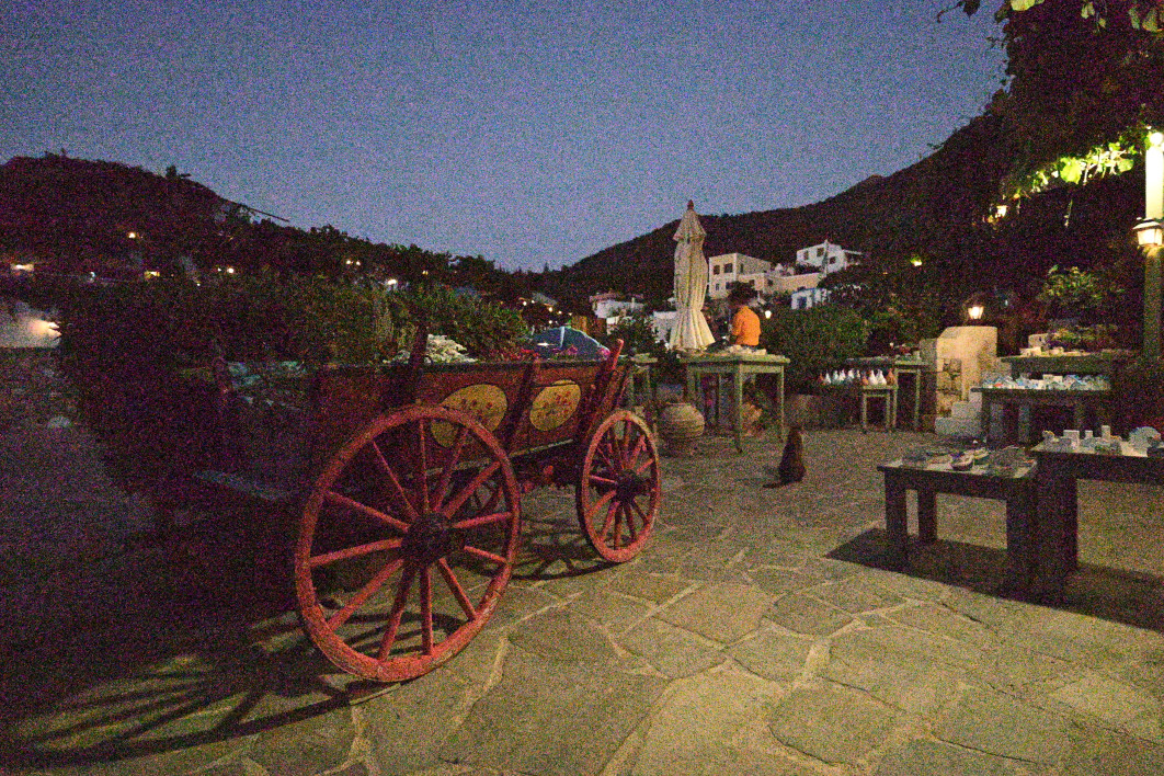 1/16000 s, f/4, ISO Hi 1.7, 17.0 mm