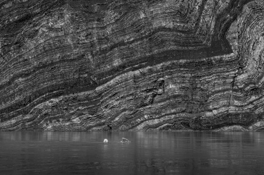 Fot. Piotr Sadurski, z projektu Swimming Yukon River, wyróżnienie w kategorii profesjonalnej Sport / Sony World Photography Awards 2024