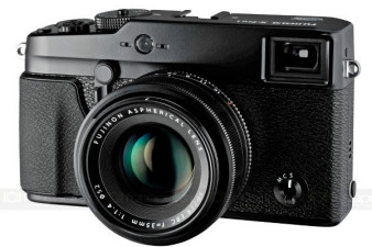 Fujifilm X-Pro1 - cena w Japonii i angielska instrukcja obsługi