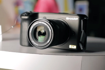 Sharp zaprezentował prototyp aparatu Mikro Cztery Trzecie filmującego w jakości 8K