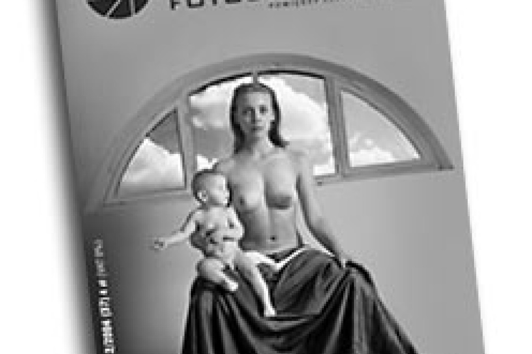 Biuletyn Fotograficzny - grudzień 2004