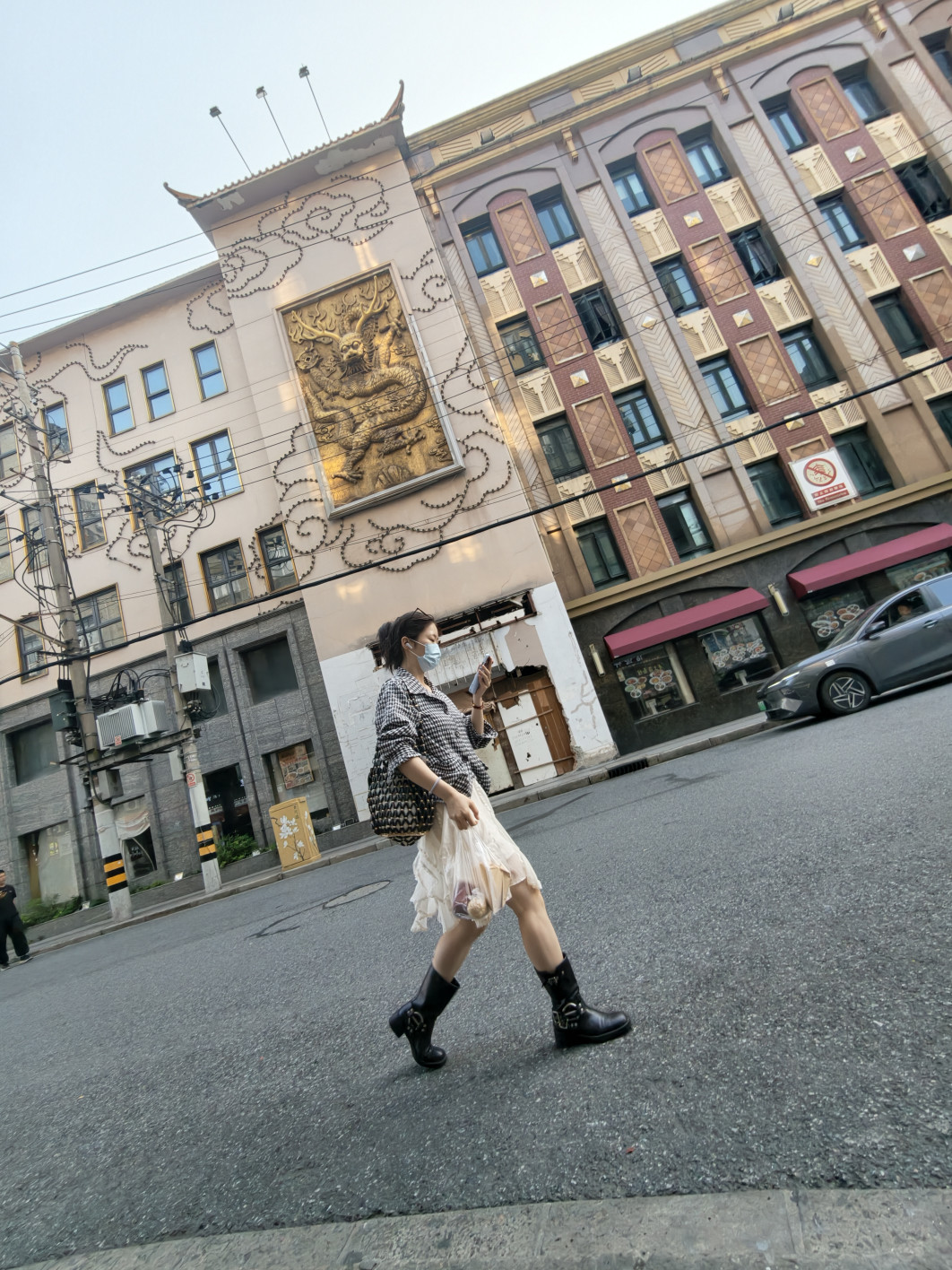 1/208 s, f/2, ISO 50, 2.3 mm