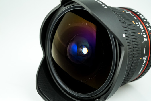 Samyang 12 mm f/2,8 ED AS NCS Fish-eye 