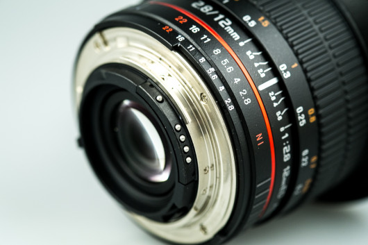 Samyang 12 mm f/2,8 ED AS NCS Fish-eye 