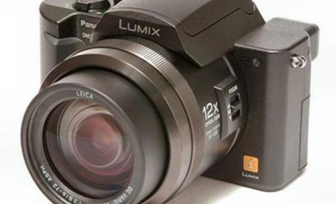  Panasonic Lumix DMC-FZ10 ze stabilizacją obrazu