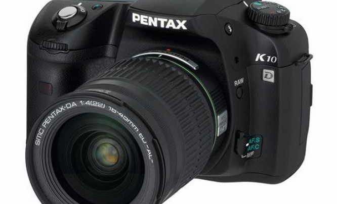  Pentax K10D - murowany hit?