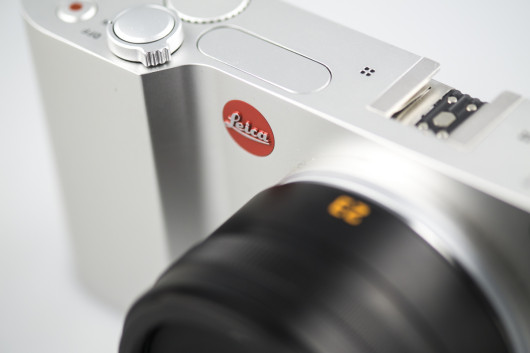 Leica T