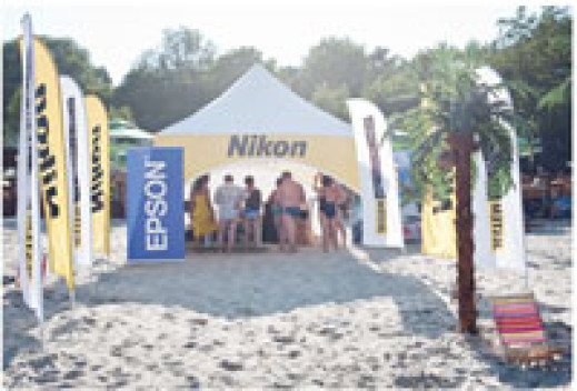 Nikon (znów) na wakacjach