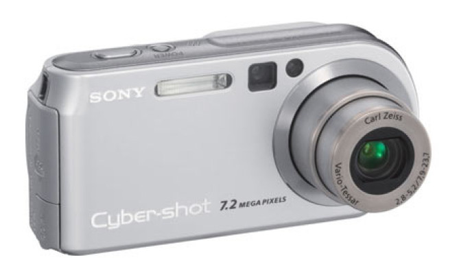  Sony Cyber-shot DSC-P200