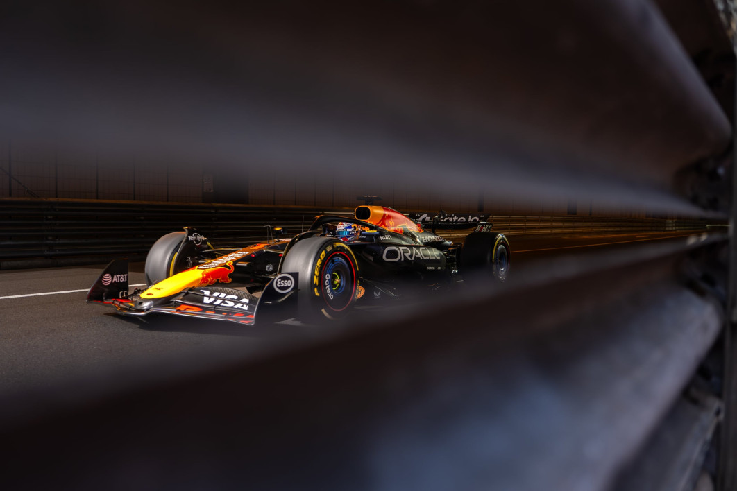 Fot. Luca Martini, "Tunnel Exit", 1. miejsce w kat. Formula 1 / World Sports Photography Awards 2026