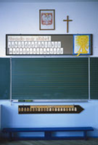 "Szkoła Tysiąclecia / Millennium School" - wystawa fotografii Krzysztofa Zielińskiego w Toruniu
