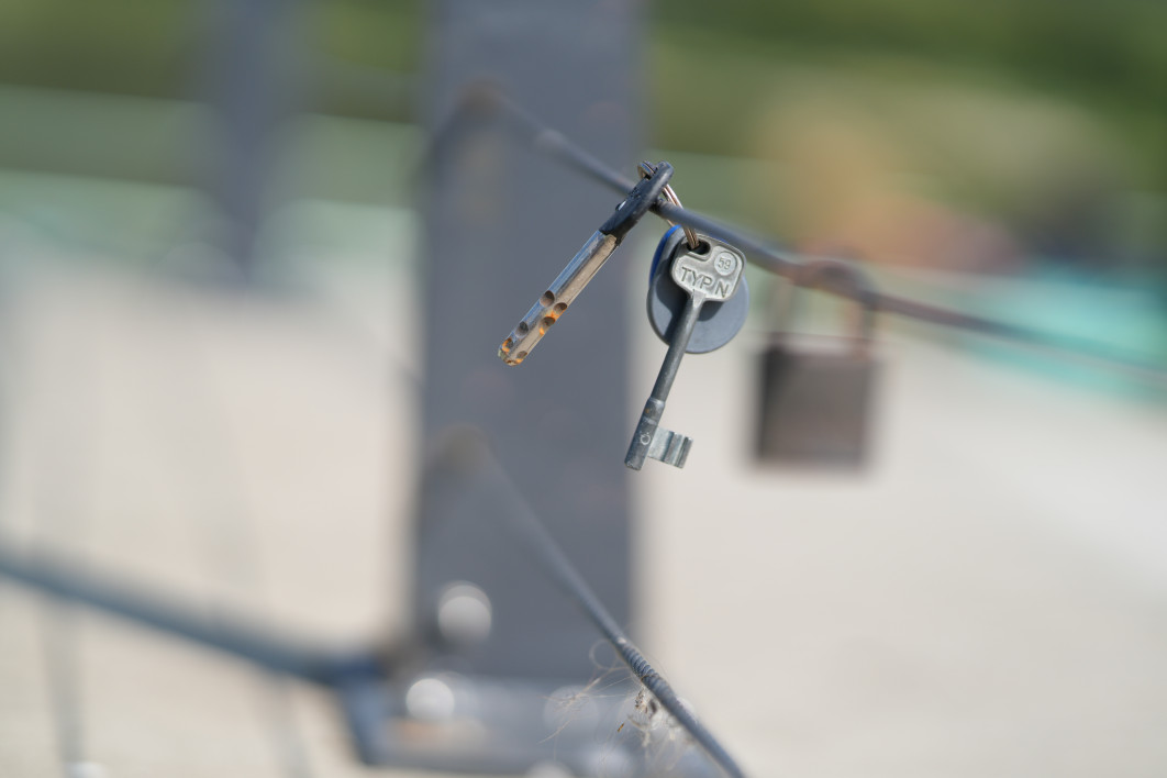 1/5000 s, f/1.4, ISO 100, 85 mm