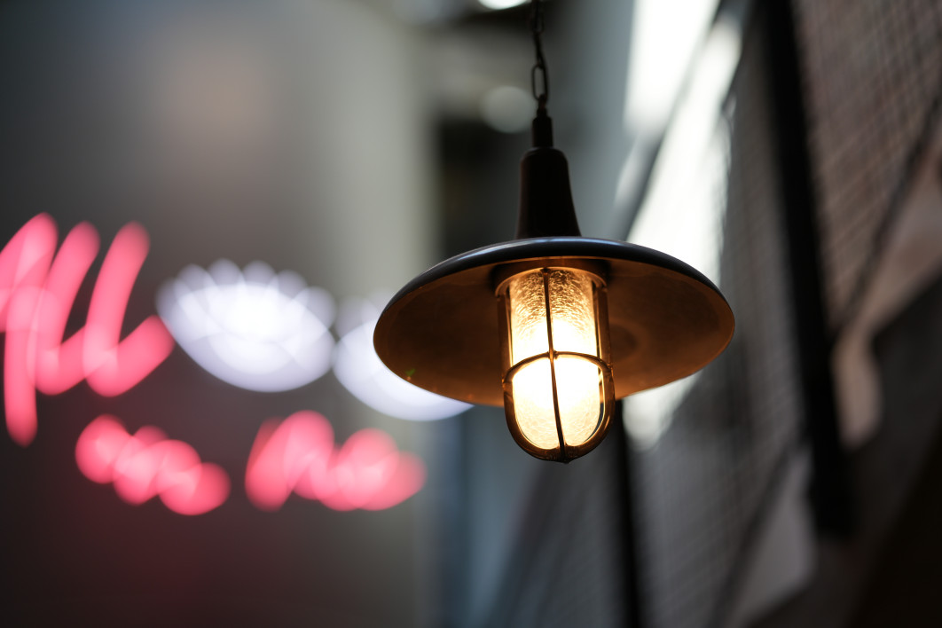 1/320 s, f/1.4, ISO 100, 85 mm