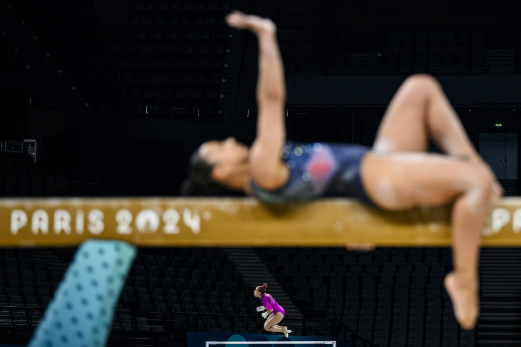 fot. Tom Weller - Double Gymnastics. Pierwsze miejsce w kategorii Gimnastyka. World Sports Photography Awards 2024