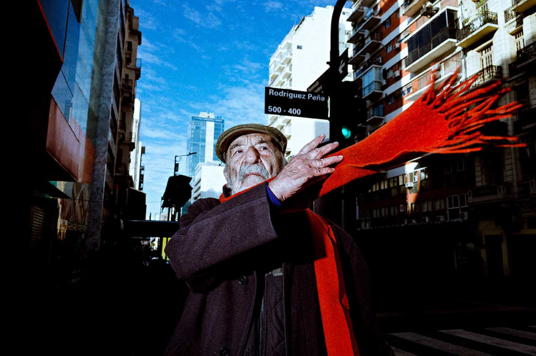 Fot. Chini Bolson / 14. Leica Street Photo
