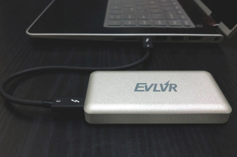 Patriot EVLVR - miniaturowy przystępny cenowo przenośny dysk SSD z Thunderbolt 3