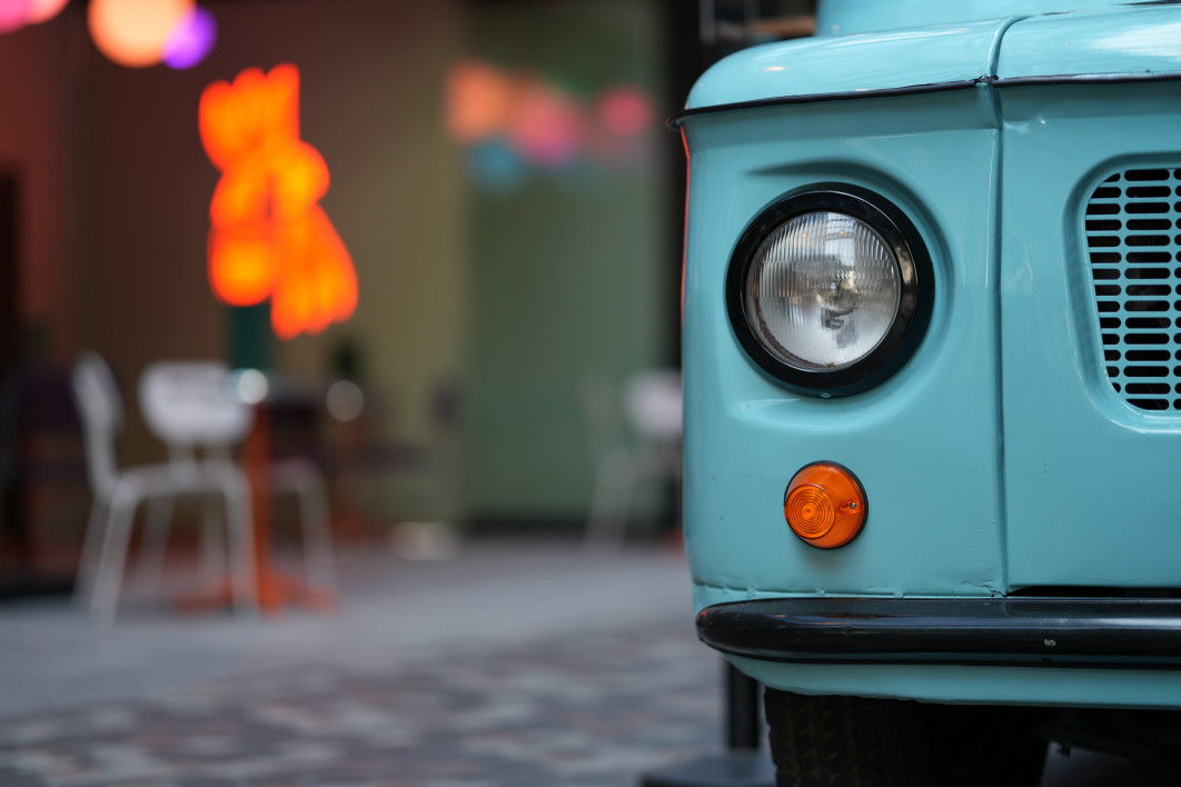 1/160 s, f/1.4, ISO 100, 85 mm