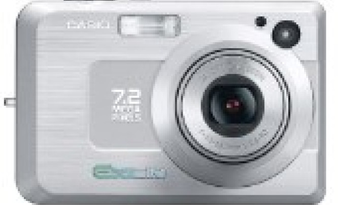  Casio Exilim Zoom EX-Z750 - kieszonkowe 7 Mp