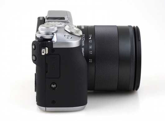 Canon EOS M6