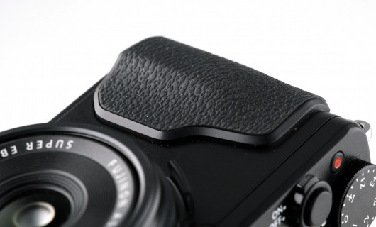 Fujifilm X70