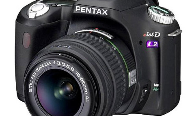  Pentax *ist DL2, czyli o podziale stref wpływów