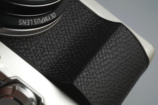 Olympus Stylus SH-2