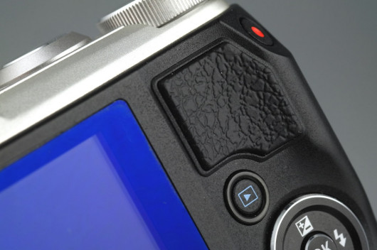 Olympus Stylus SH-2
