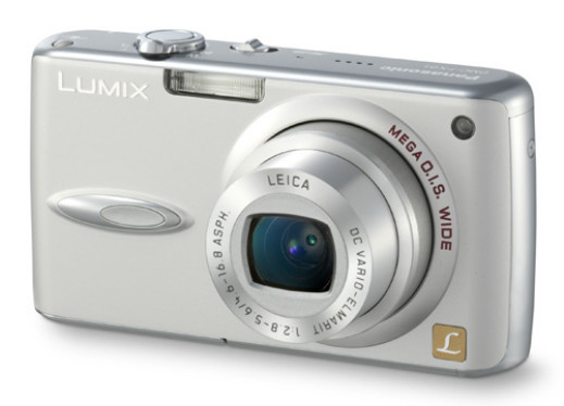 Panasonic Lumix DMC-FX01 - szeroki kąt, wysoka czułość