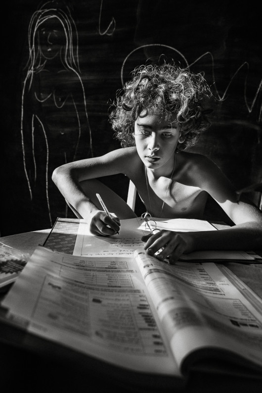 fot. Marina Kazakova, The Poetics of Childhood, nagroda Black & White Series of the Year 2019