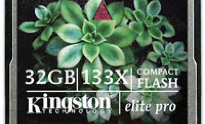  Kingston CF Elite Pro 32 GB