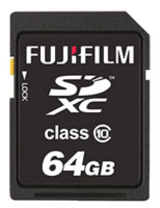 Fujifilm 64GB SDXC - w komplecie z czytnikiem