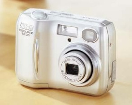 Nikon Coolpix 3200 i Coolpix 2200