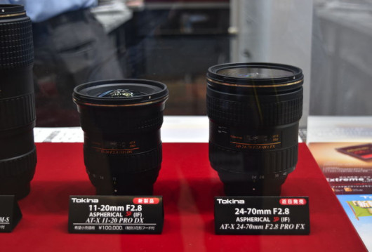 najbardziej interesujące nowości spod marki Tokina zostały specjalnie wyróżnione w gablotce